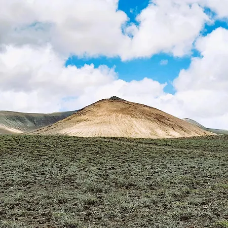 Madora - Private Pool, Amazing Garden, Sea View, Quiet Location