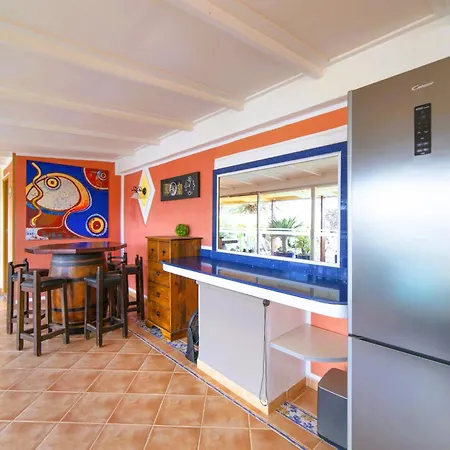 别墅 Madora - Private Pool, Amazing Garden, Sea View, Quiet Location