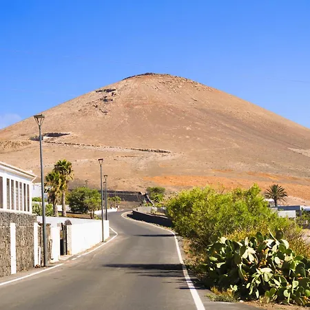 别墅 Madora - Private Pool, Amazing Garden, Sea View, Quiet Location 蒂亚斯