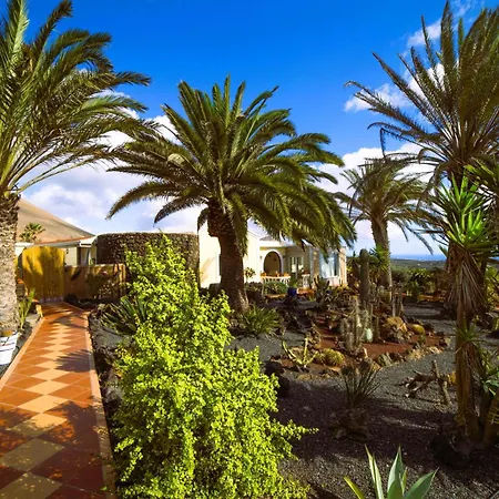 别墅 Madora - Private Pool, Amazing Garden, Sea View, Quiet Location *