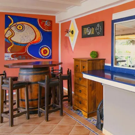 Madora - Private Pool, Amazing Garden, Sea View, Quiet Location تياس