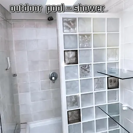 Madora - Private Pool, Amazing Garden, Sea View, Quiet Location 别墅 *