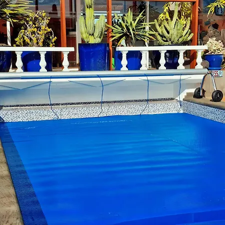 别墅 Madora - Private Pool, Amazing Garden, Sea View, Quiet Location 蒂亚斯