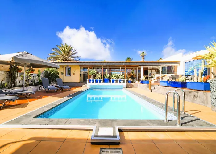 Madora - Private Pool, Amazing Garden, Sea View, Quiet Location * Tías