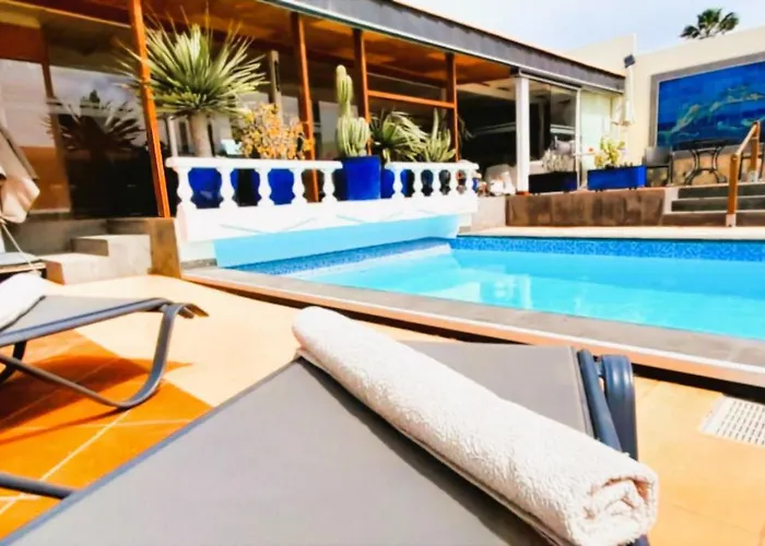 Madora - Private Pool, Amazing Garden, Sea View, Quiet Location * Tías