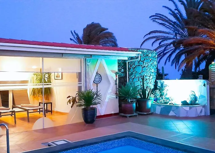 Madora - Private Pool, Amazing Garden, Sea View, Quiet Location Tías