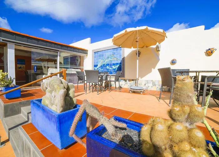 Villa Madora - Private Pool, Amazing Garden, Sea View, Quiet Location *