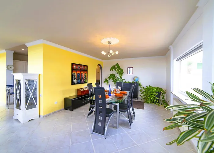 Villa Madora - Private Pool, Amazing Garden, Sea View, Quiet Location