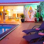 Madora - Private Pool, Amazing Garden, Sea View, Quiet Location *