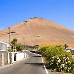Willa Madora - Private Pool, Amazing Garden, Sea View, Quiet Location Tías