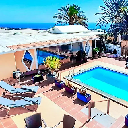 Madora - Private Pool, Amazing Garden, Sea View, Quiet Location Tías