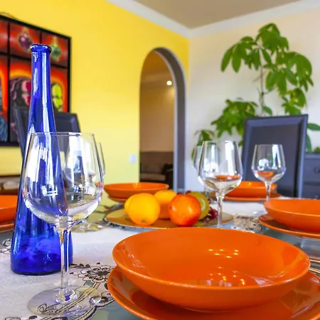 Madora-Lanzarote -Villa- Private Pool, Amazing Garden, Sea View, Quiet Location
