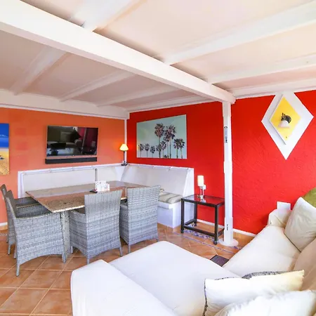 Villa Madora - Private Pool, Amazing Garden, Sea View, Quiet Location Tías