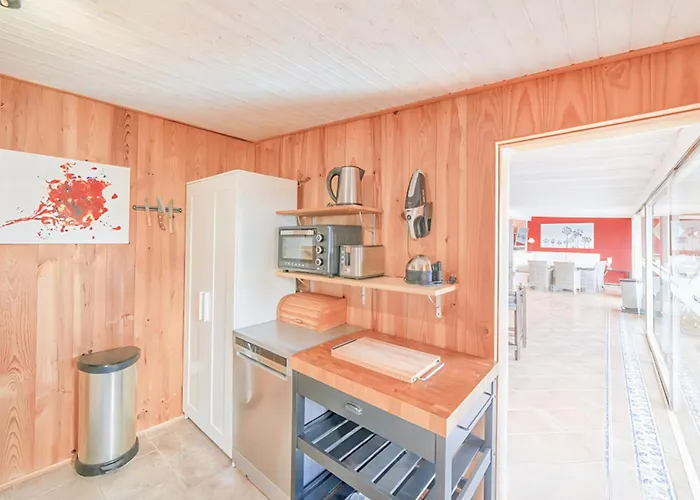 Villa Madora - Private Pool, Amazing Garden, Sea View, Quiet Location *