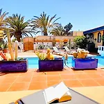 Madora - Private Pool, Amazing Garden, Sea View, Quiet Location 빌라