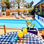 Madora - Private Pool, Amazing Garden, Sea View, Quiet Location 빌라 *