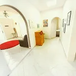 빌라 Madora - Private Pool, Amazing Garden, Sea View, Quiet Location *